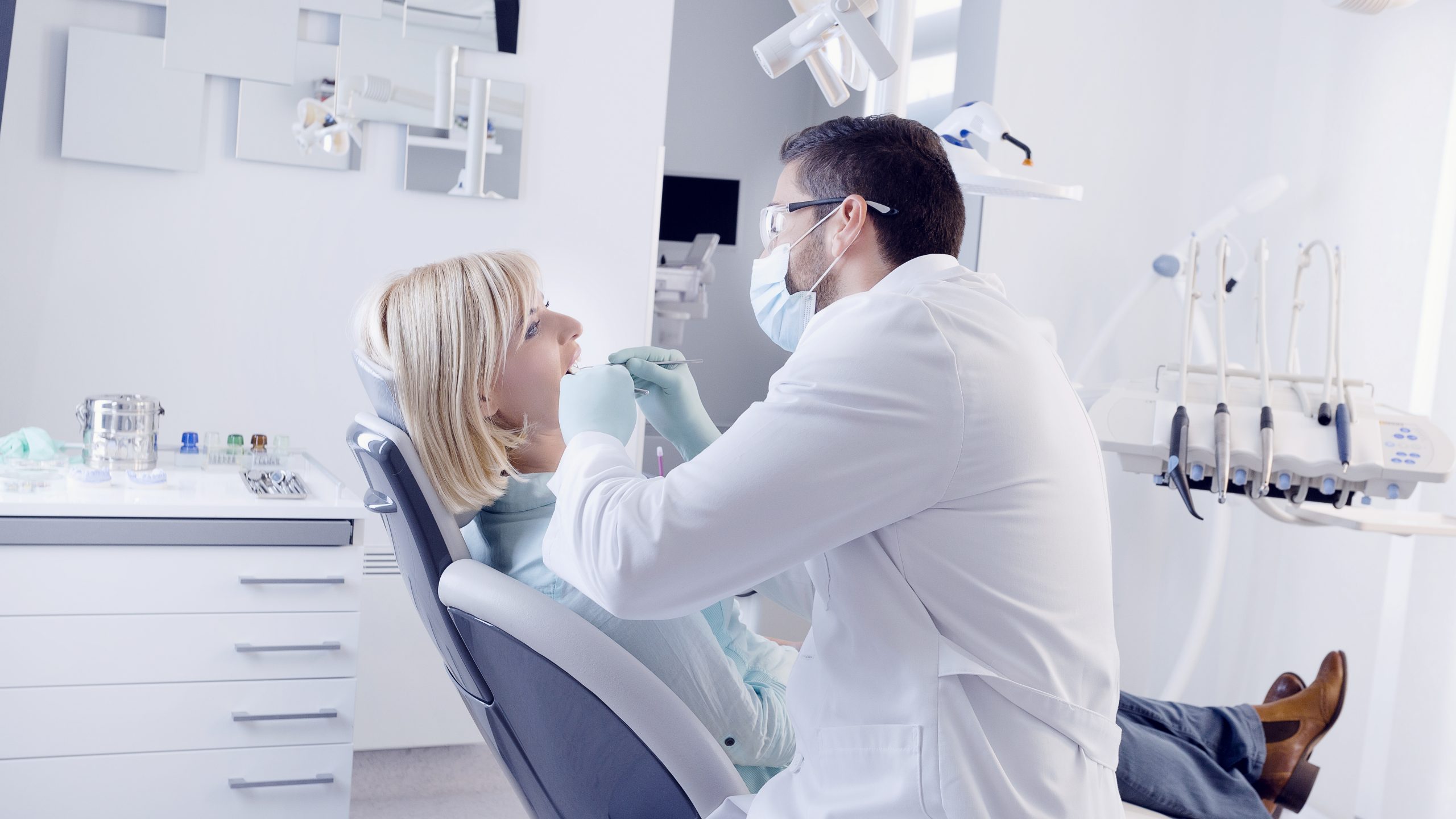 Dentist in Kew Gardens, NY